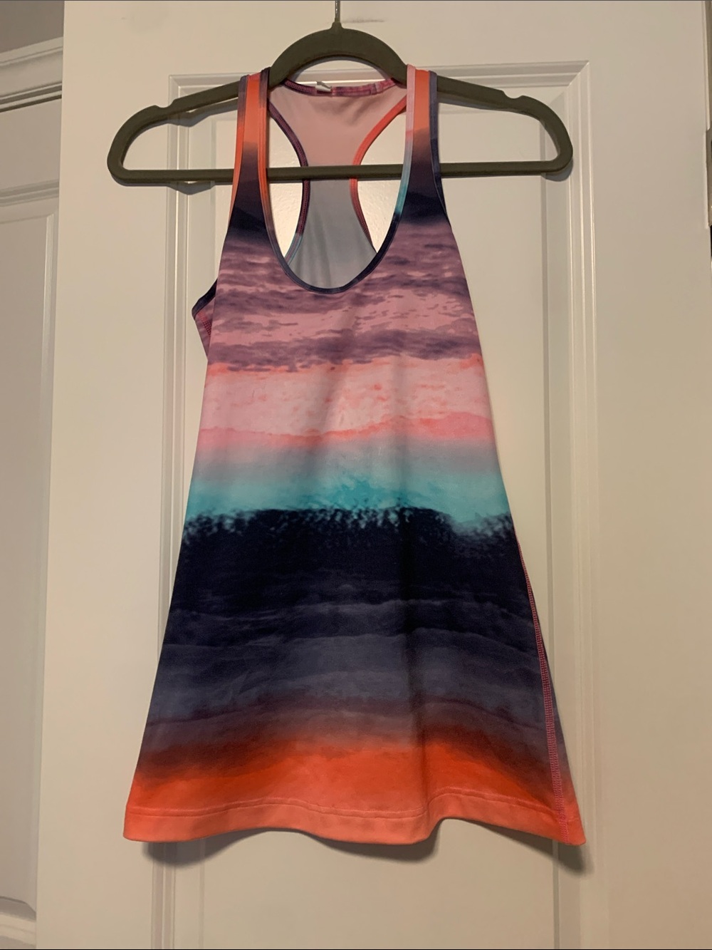 Lululemon Multi-Colored Tank, Sz 4
Good Condition
